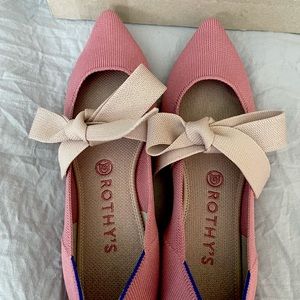 Rothy’s VGUC Rosebud Mary flat point 9.5